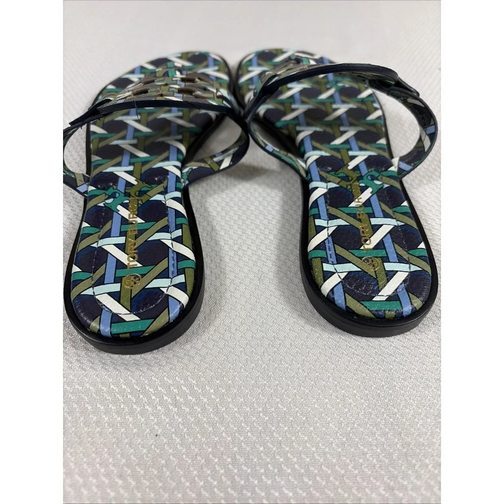 NWOB Tory Burch Miller Welt Navy‎ Green Caning Logo Miller Sandals Sz 7M